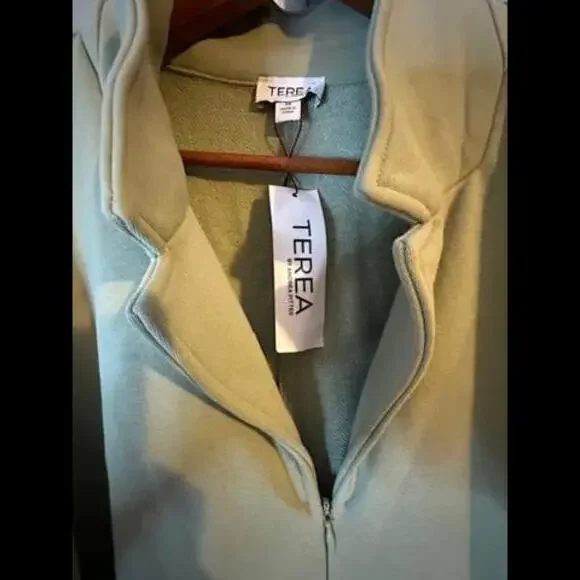 NWT TEREA Women's Aria Collared Zip Front Jumpsuit, Desert Sage, 3X - Picture 4 of 6